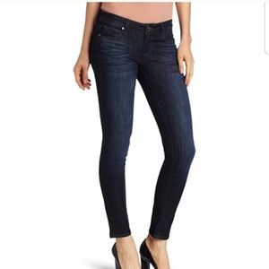 PAIGE Skyline Ankle‎ Peg Jeans